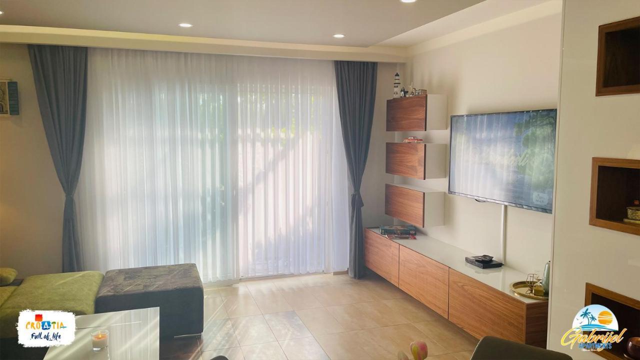 Gabrijel 1 Apartment